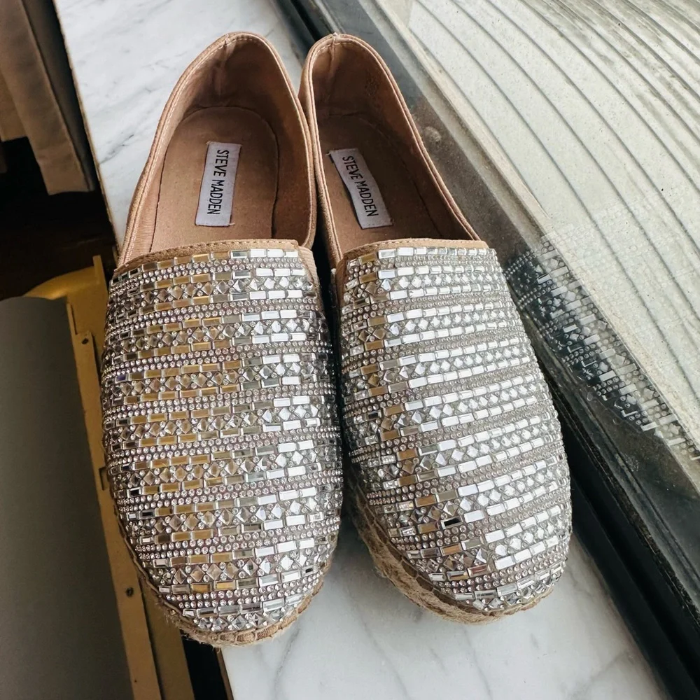 Steve Madden Women's Proud Rhinestones Fabric Espadrilles Slip On Size 9.5